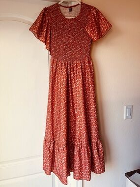 SHEIN Rust Red Floral Smocked Dress- NWOT!!